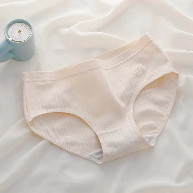 Simples Market women's high-waist cotton briefs in cream ribbed fabric, antibacterial underwear