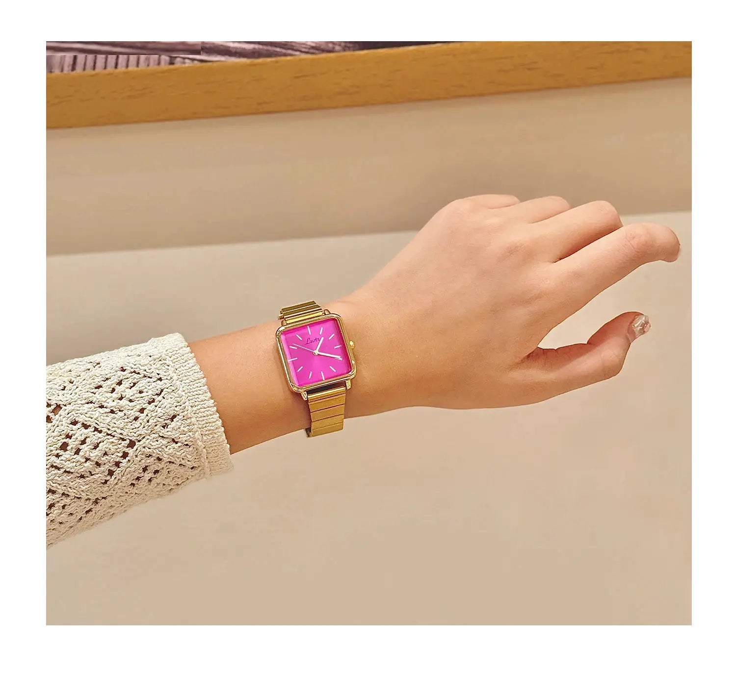 Gold Simples Market women's wristwatch with pink square dial and stainless steel strap