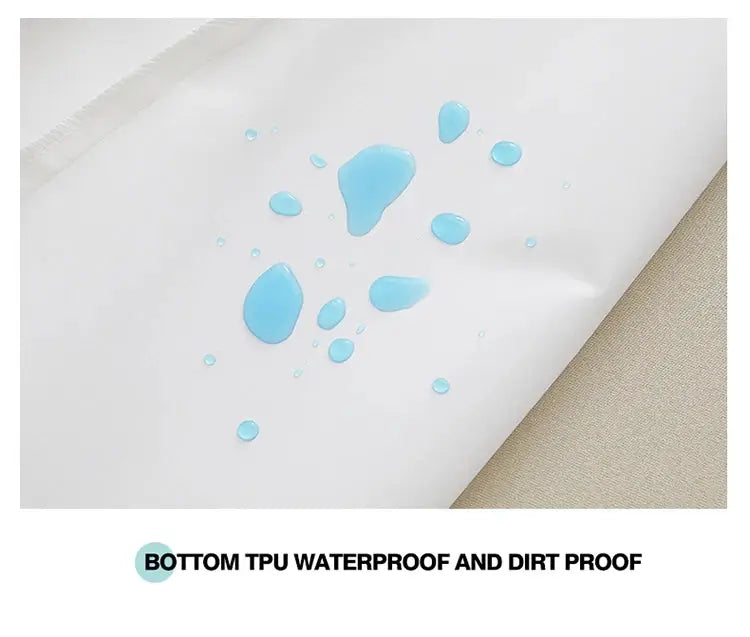 Simples Market waterproof mattress protector with zipper on white fabric, water droplets on surface