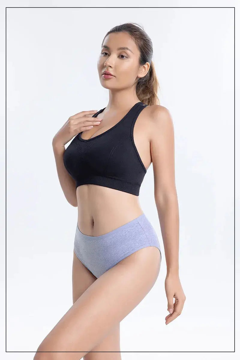 Women’s seamless underwear set: black top and gray briefs worn by a model