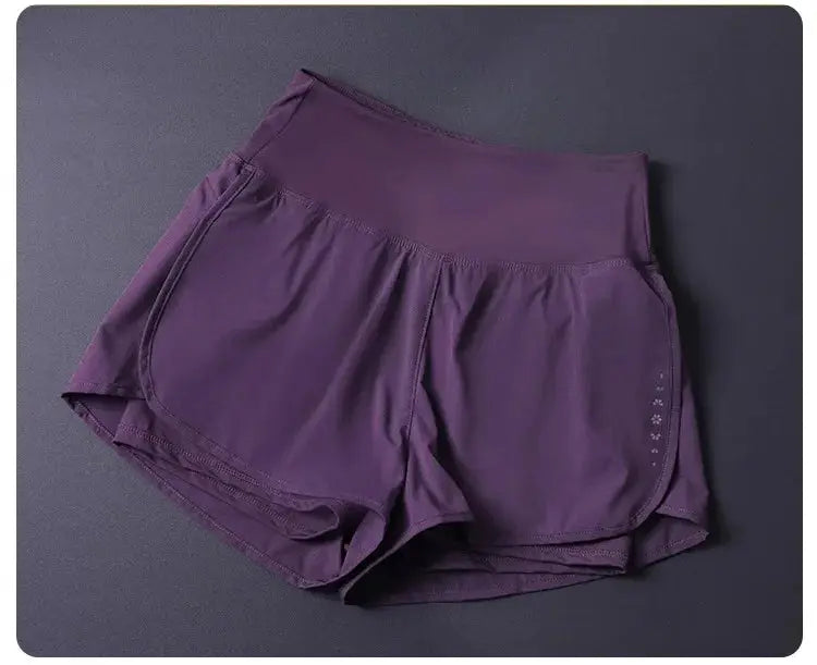 Women's purple 2-in-1 shorts with pockets by Simples Market; lightweight, breathable