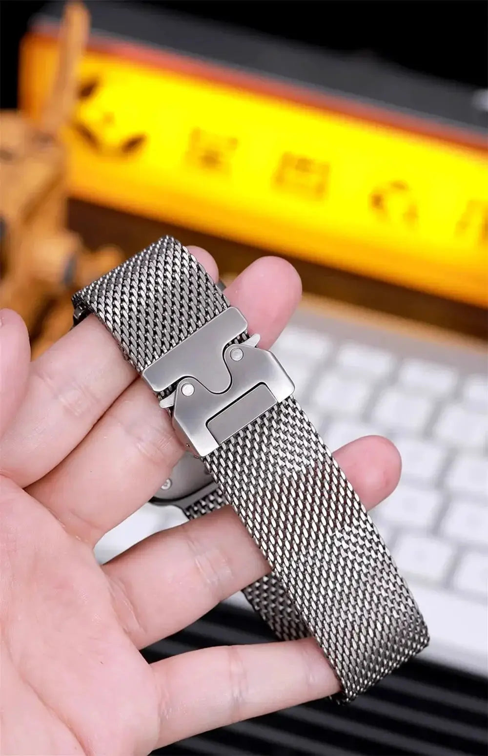 Titanium Milanese Loop For Apple watch Ultra 2 49mm 46mm 42mm 41mm 45mm 44mm 38-40mm Series 10 9 8 7 6 5 4 SE Straps Accessories
