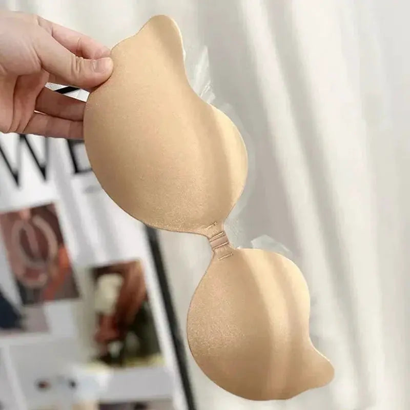 Simples Market nude silicone strapless adhesive bra with seamless cups and nipple covers