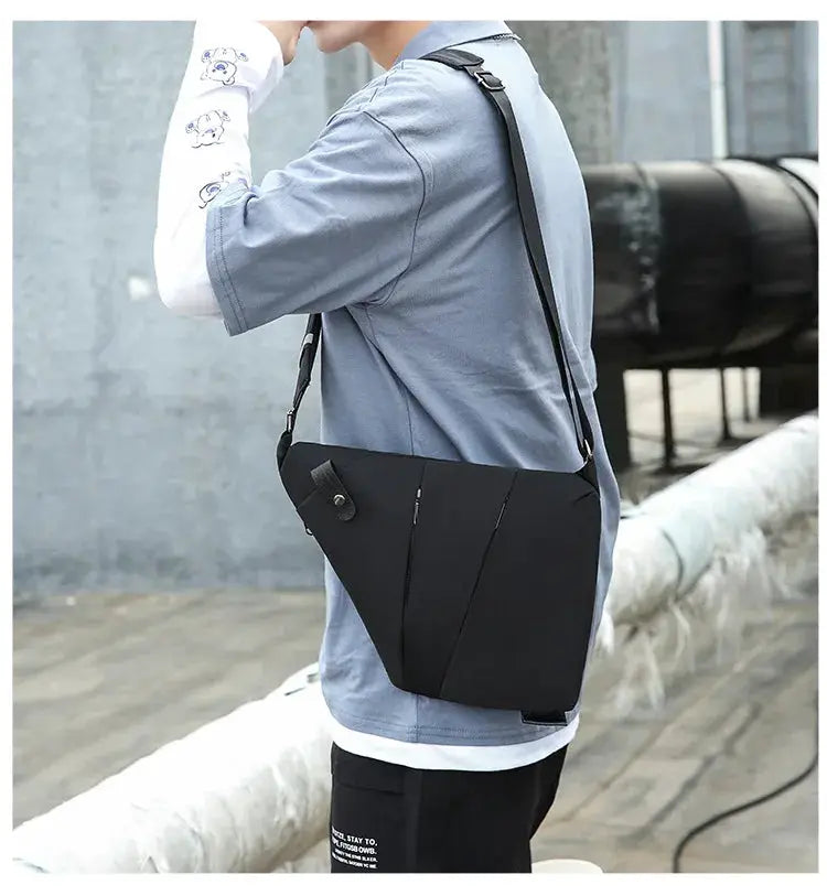 New waterproof multifunction chest bag, black crossbody for men