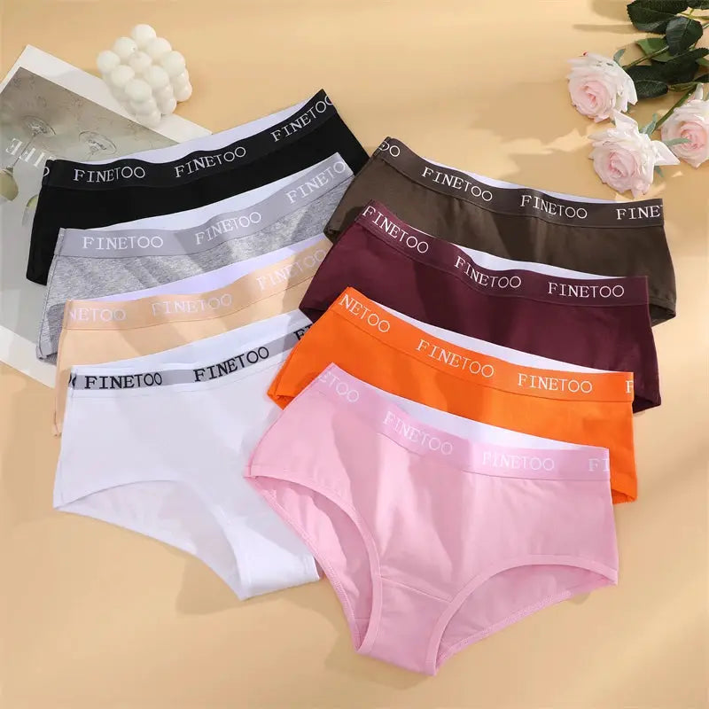 Finetoo cotton underwear set, 9-pack of women's low-waist briefs in assorted colors.