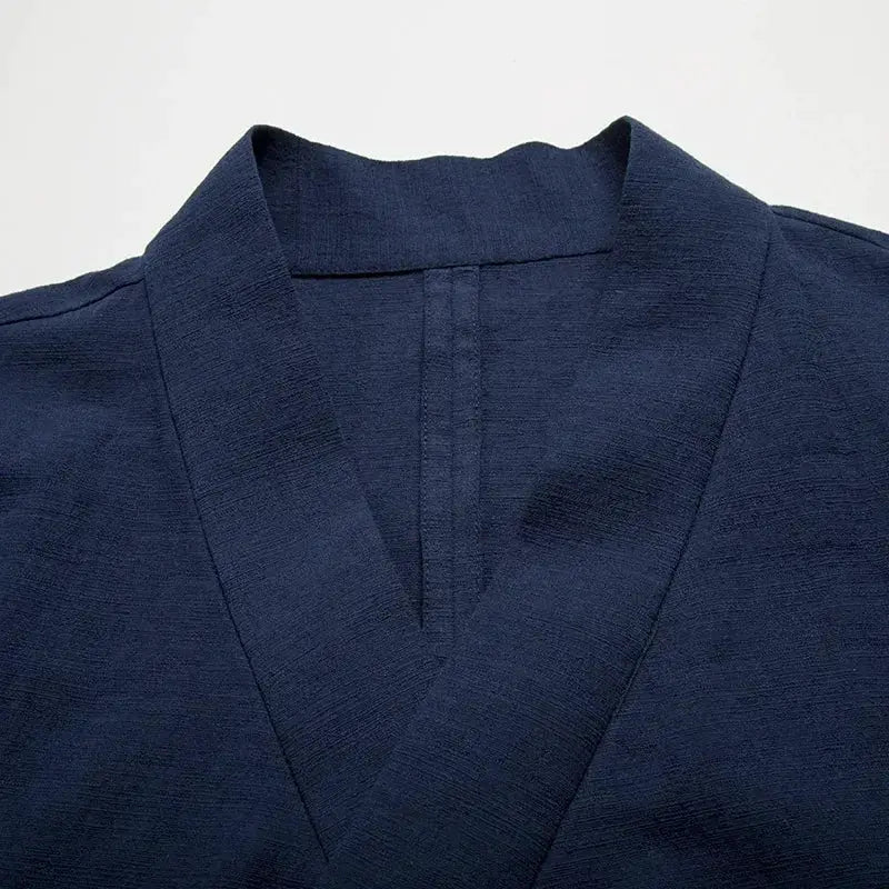 Men's navy Hanfu vest in linen-cotton, sleeveless top with crossover front collar; Simples Market