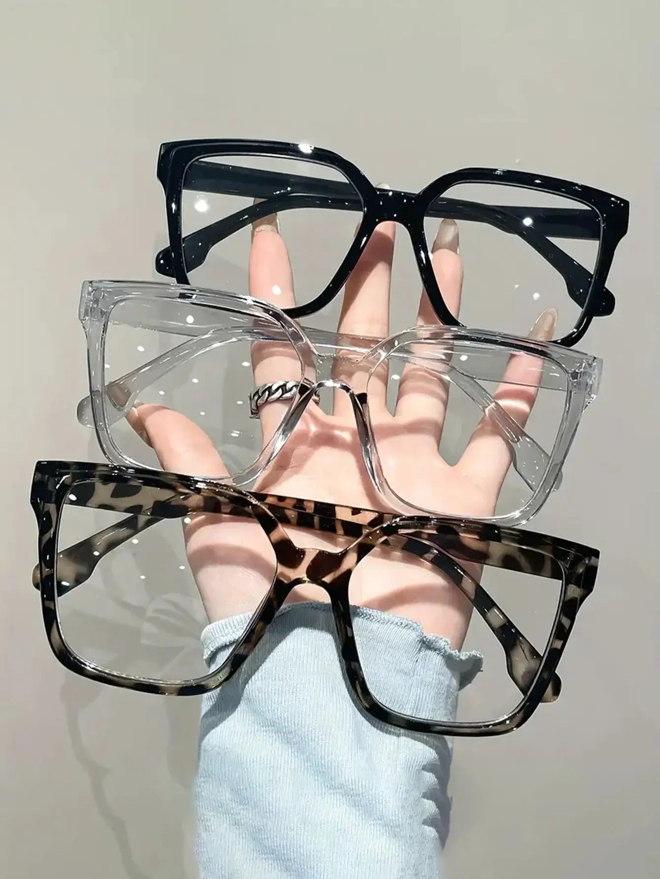 Aura Geometric Reading Glasses Unisex With Transparent Lenses Lightweight Plastic Frame For Daily Office Reading