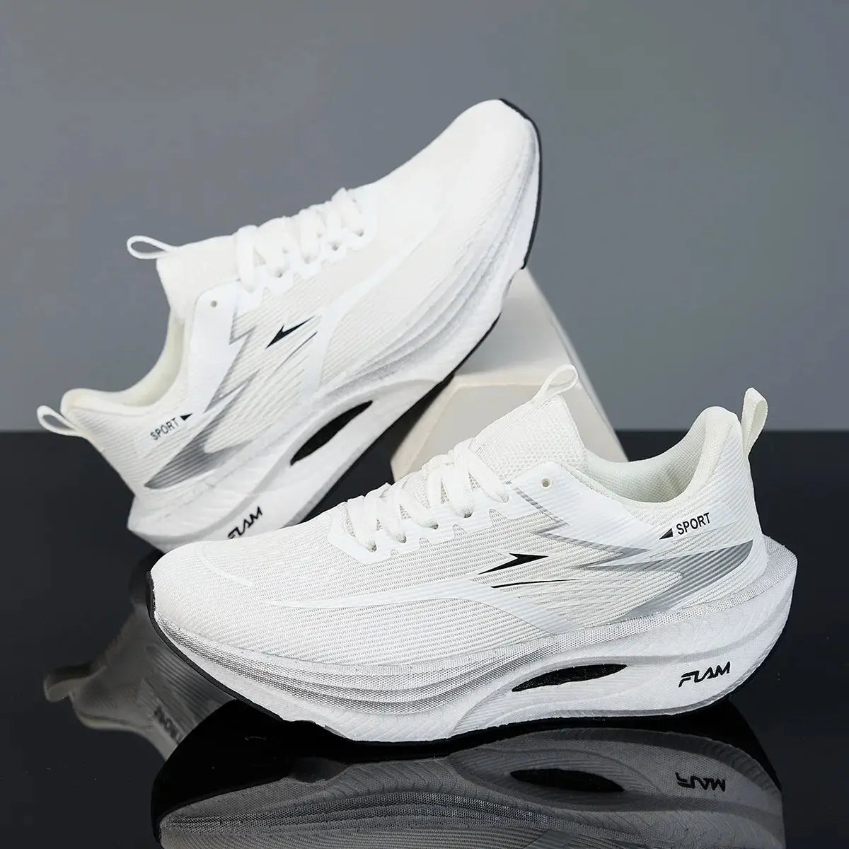 Simples Market white running shoes pair with lightweight breathable mesh upper and nonskid sole.