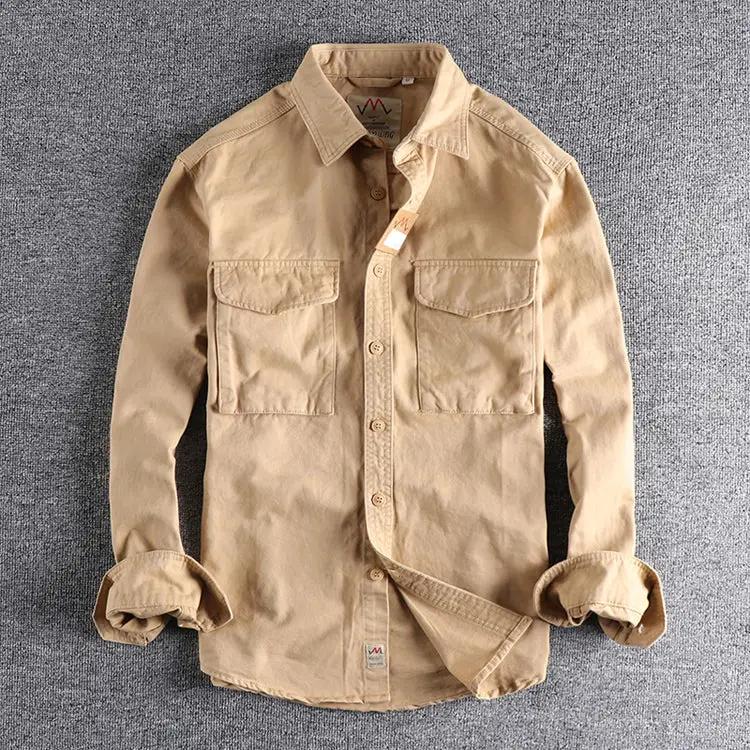 Khaki long-sleeve work shirt from Simples Market with two chest pockets and button-front.