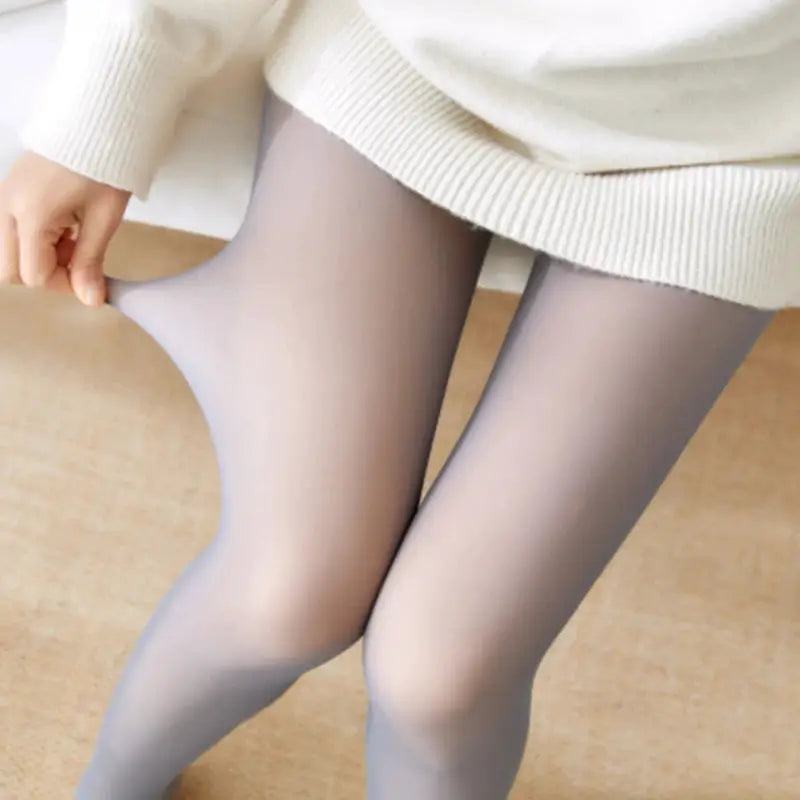 Translucent high-waist pantyhose by Simples Market in light gray, seamless stockings