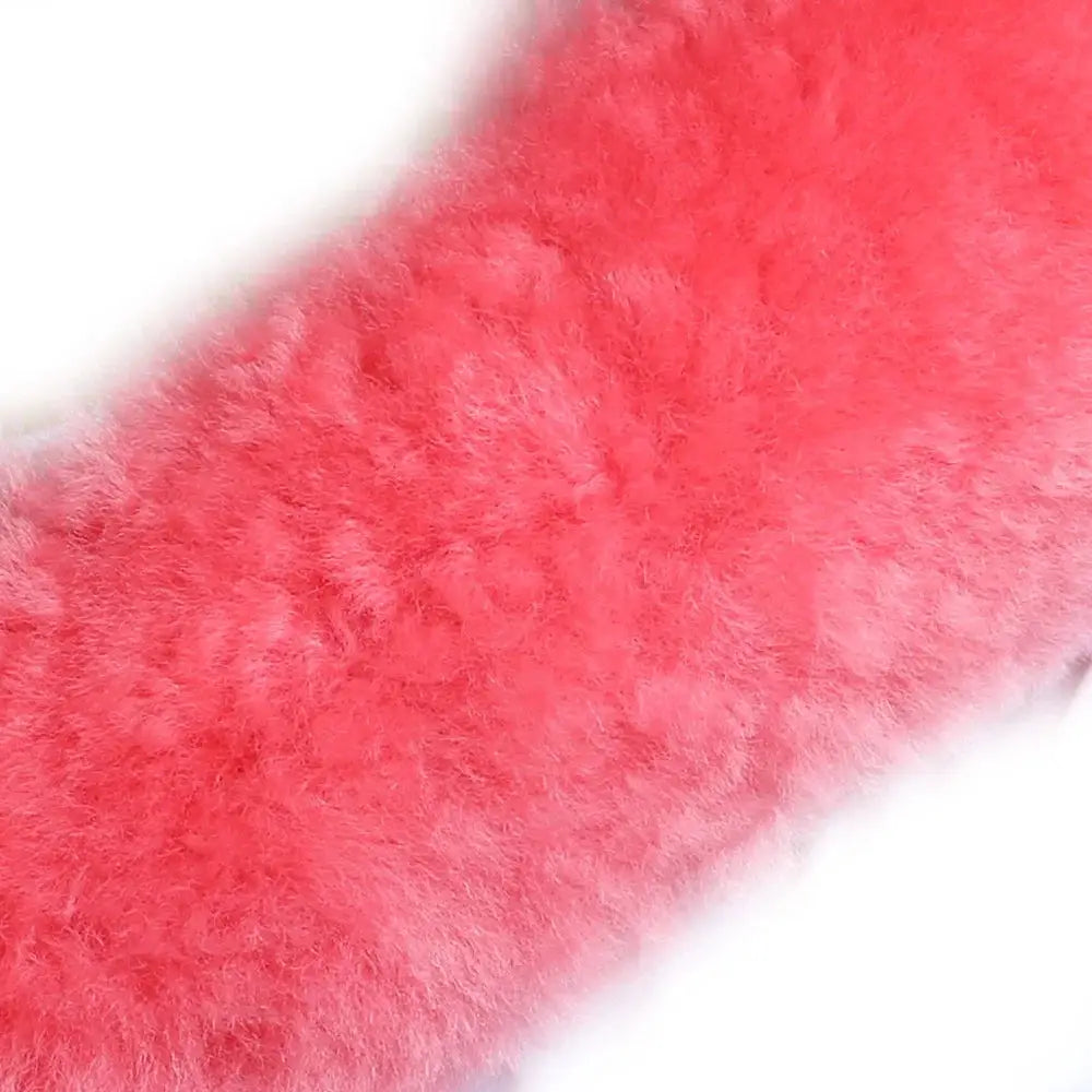 Car seat belt cover shoulder warmer pad in pink fluffy fur by Simples Market