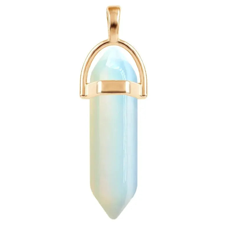 Quartz pendant necklace with turquoise blue pillar crystal and gold-tone cap