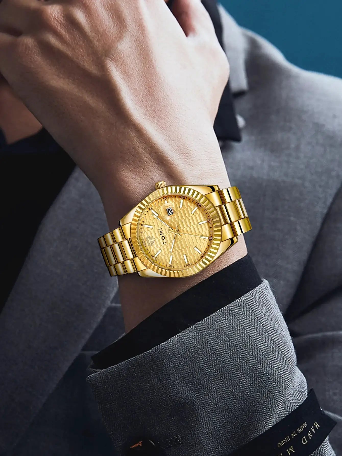 TOMI gold men's wristwatch with stainless steel bracelet and date window