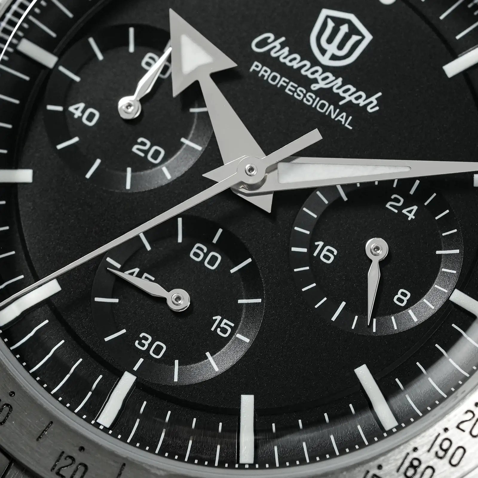 Chronograph watch WD1863 with black dial, silver hands, sapphire crystal, 39mm vintage style