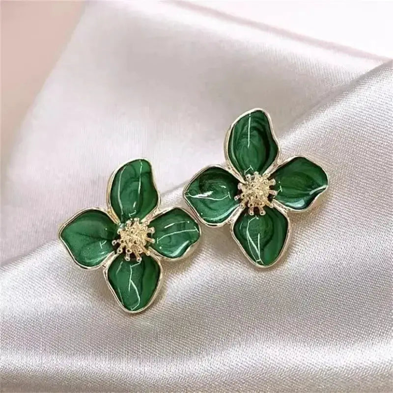 Hypoallergenic Stylish Vintage Flower Stud Earrings Gold Plated Stainless Steel For Women Party Jewelry