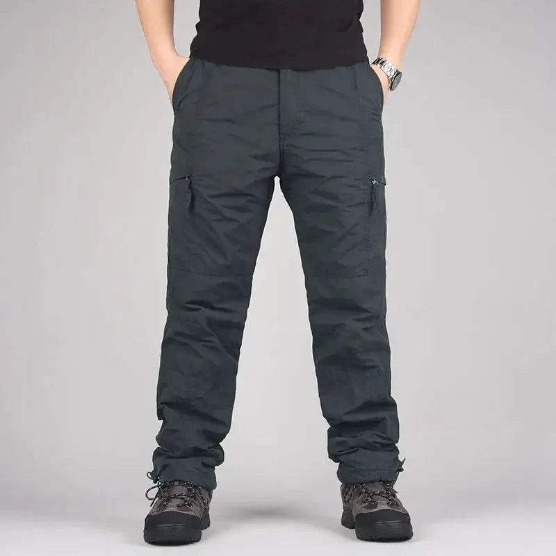 Men's fleece cargo pants by Simples Market, 3XL in dark charcoal with cargo pockets