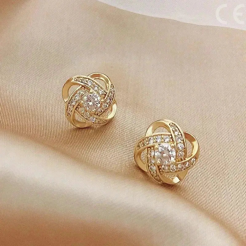 Exquisite Shiny Zircon Heart Flower Earrings Korean Inspired Elegant Square Geometric Crystal Jewelry Gift for Women