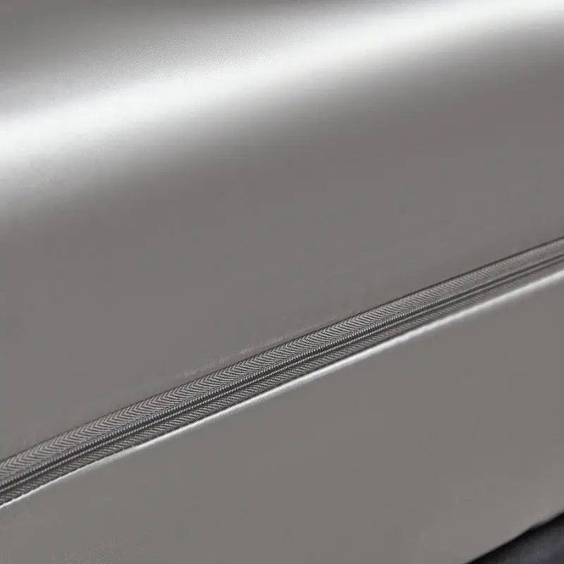 Simples Market satin mattress protector with a 6-sided zipper in silver.