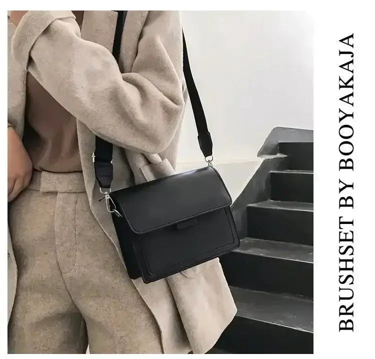 Women PU leather crossbody bag by Simples Market; black flap shoulder bag with adjustable strap