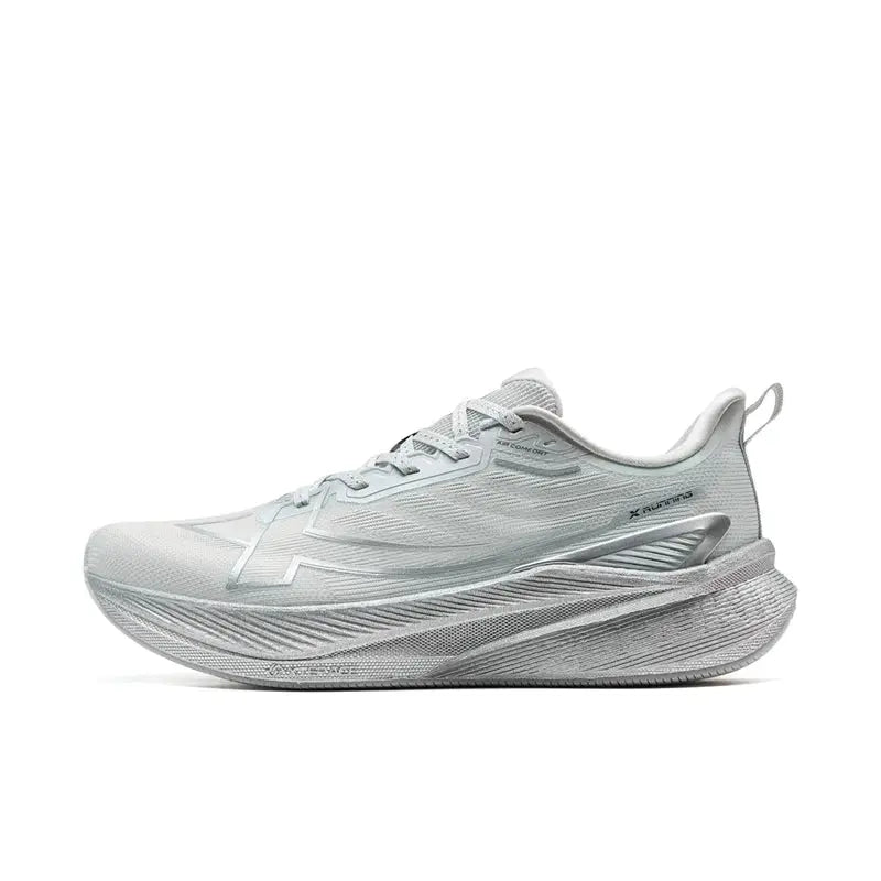Xtep men's white lightweight cushioned running shoes with mesh upper