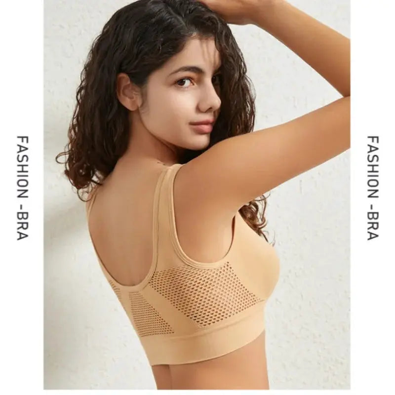 Women's plus-size breathable mesh sports bra, beige, seamless non-wire, ribbed back crop top