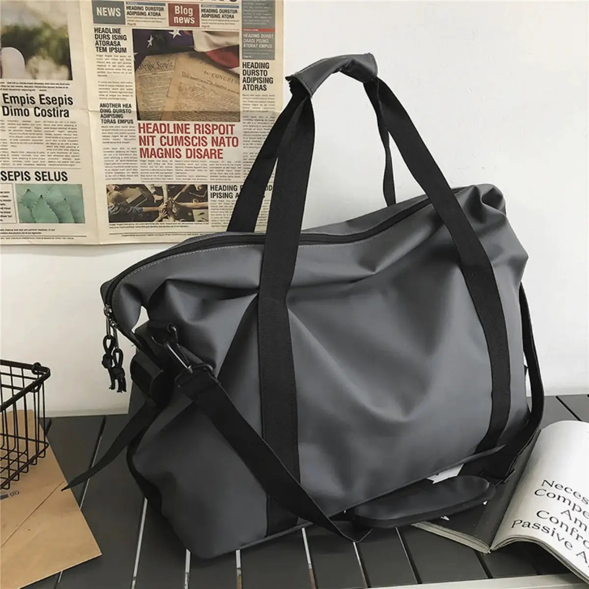 TravelLite Handheld Travel Bag Lightweight Nylon Large Capacity Sports and Fitness Luggage