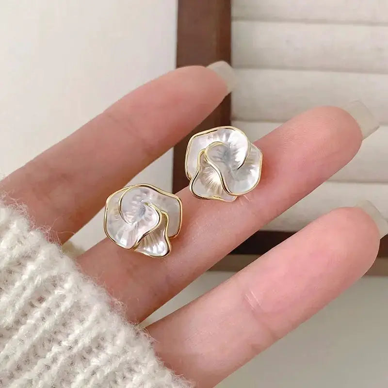 Delicate Camellia Stud Earrings For Women White Flower Design Petite Floral Ear Stud Daily Jewelry Gift
