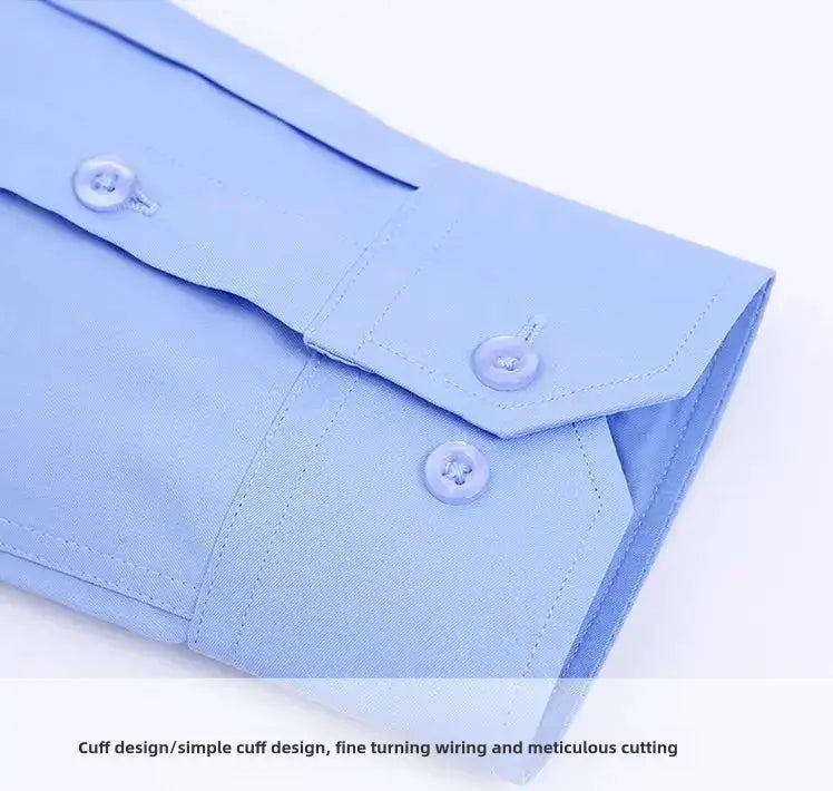 Men's light blue long-sleeve shirt by Simples Market featuring buttoned cuffs and finely stitched seams.