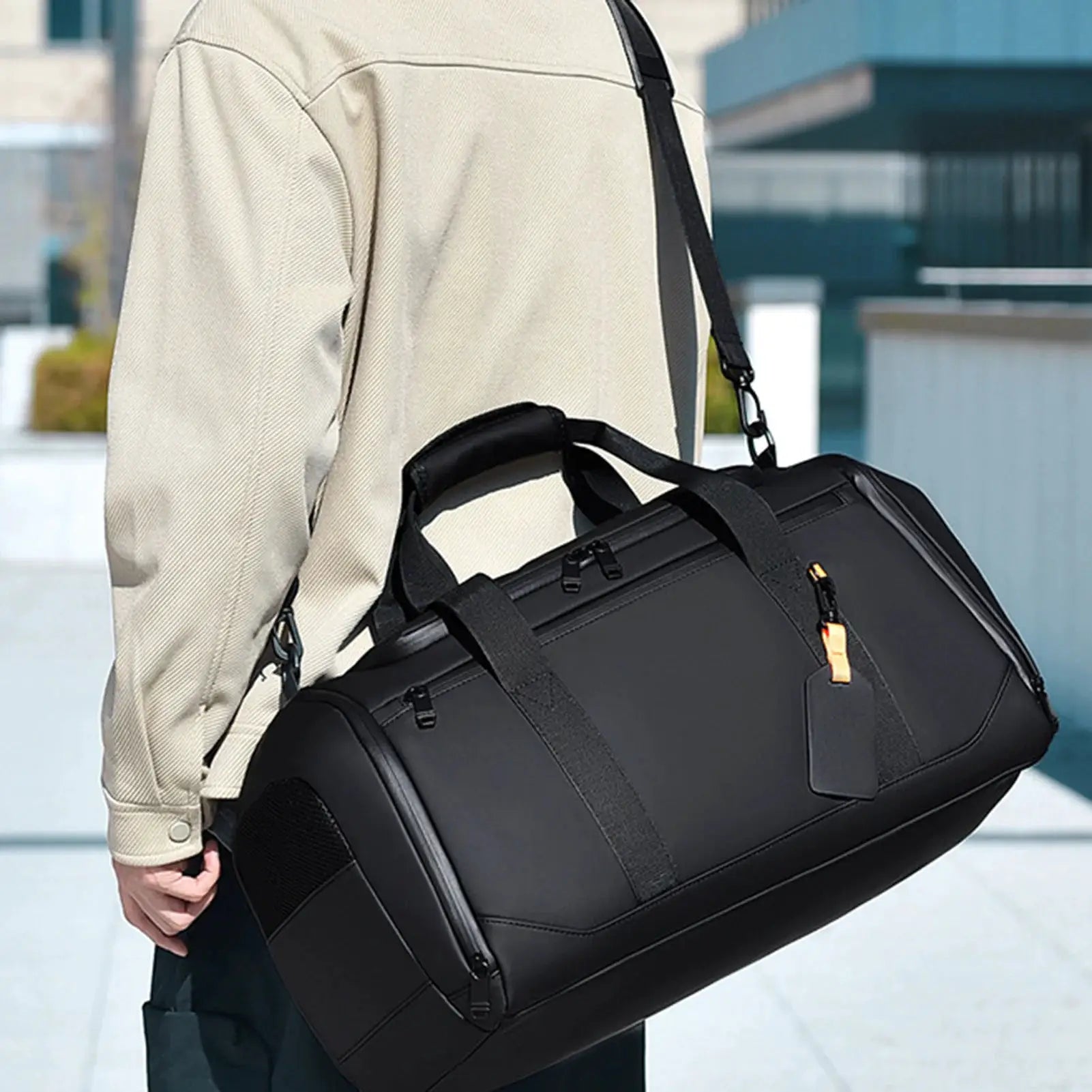 Large capacity travel tote bag by Simples Market; black unisex gym bag with multiple pockets