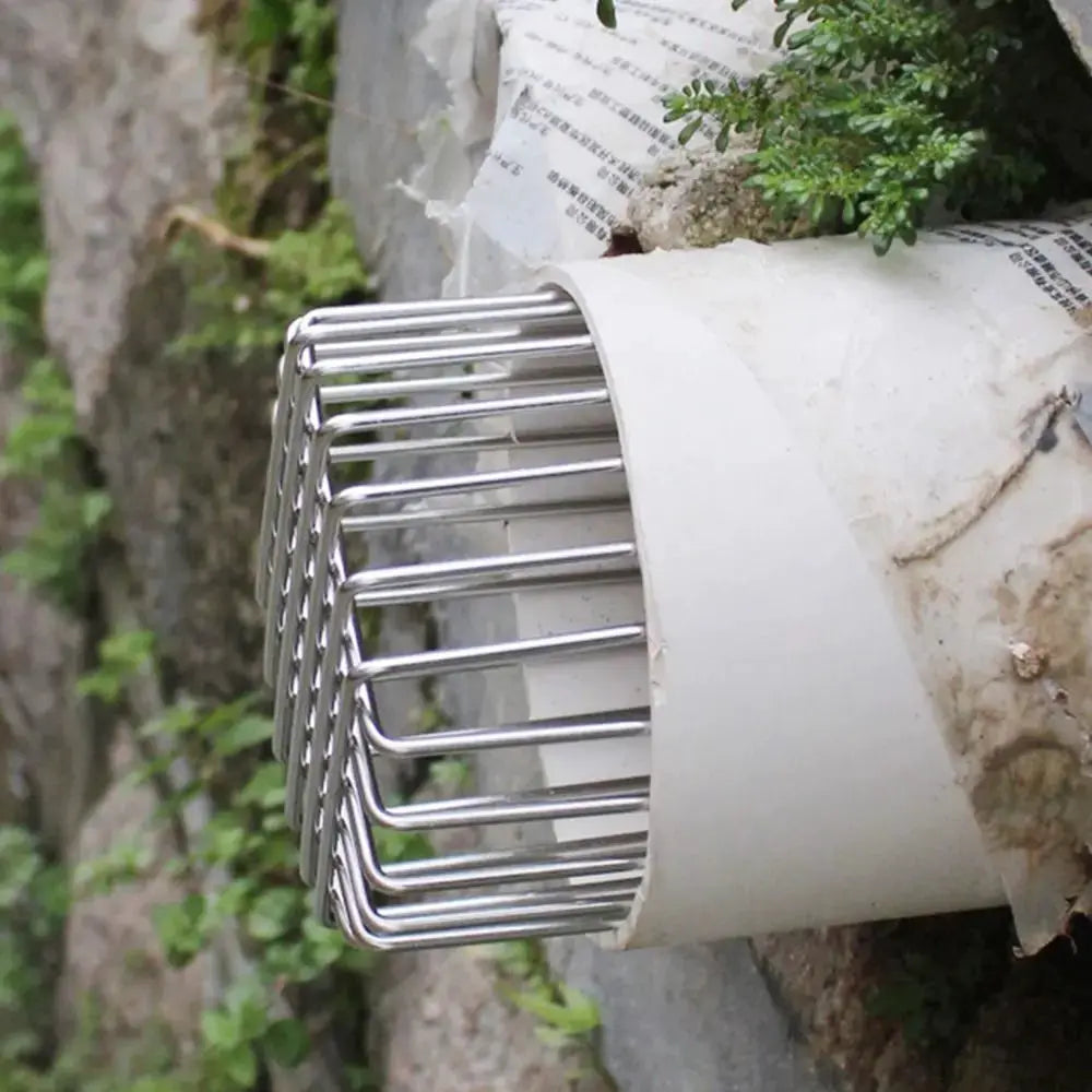 Round stainless steel drainage cap with anti-blocking wire cage for balcony/roof drains