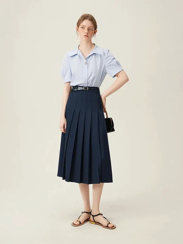 Women’s navy blue pleated skirt with belt by Simples Market