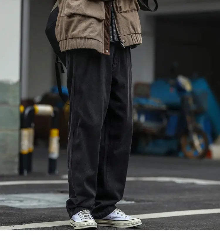 Simples Market Japanese streetwear cargo pants for men in black, baggy straight-leg trousers.