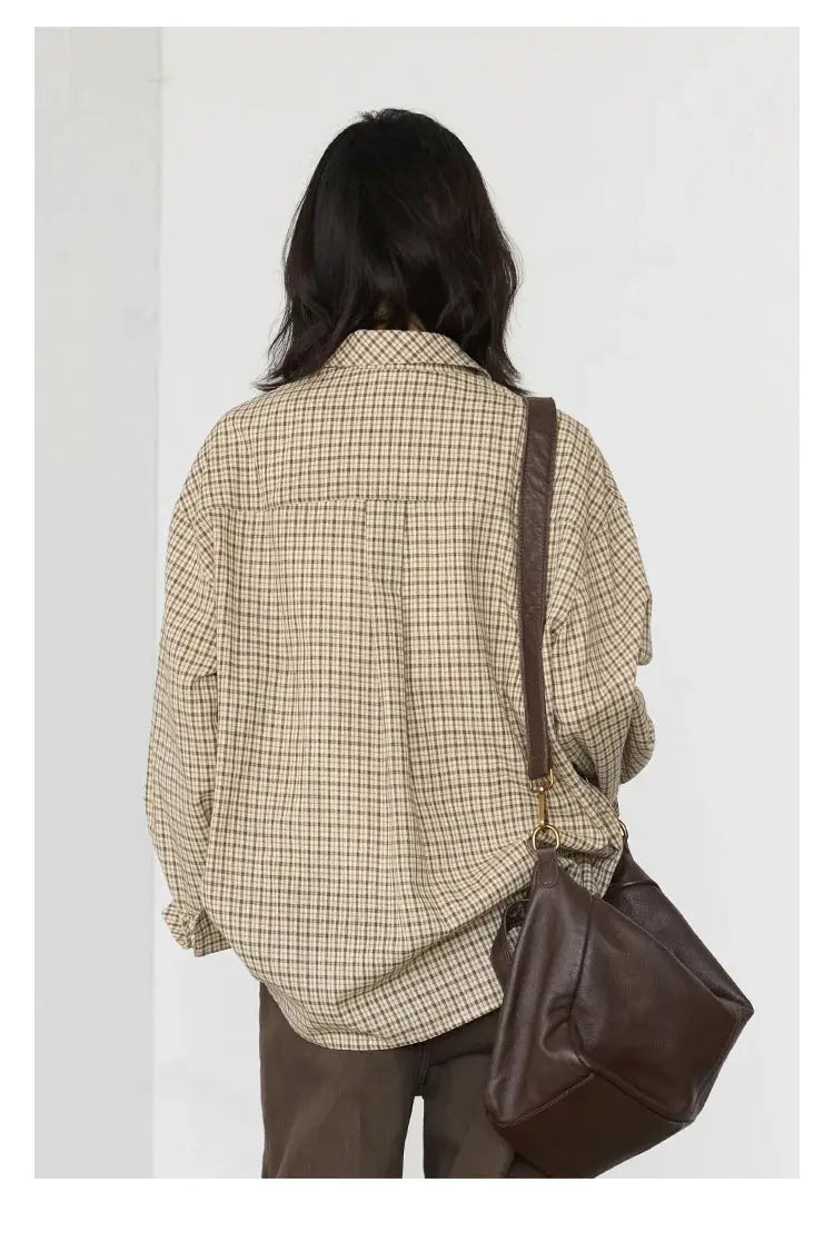 CHIC VEN women's plaid shirt, loose casual fit in beige checks, back view with brown shoulder bag