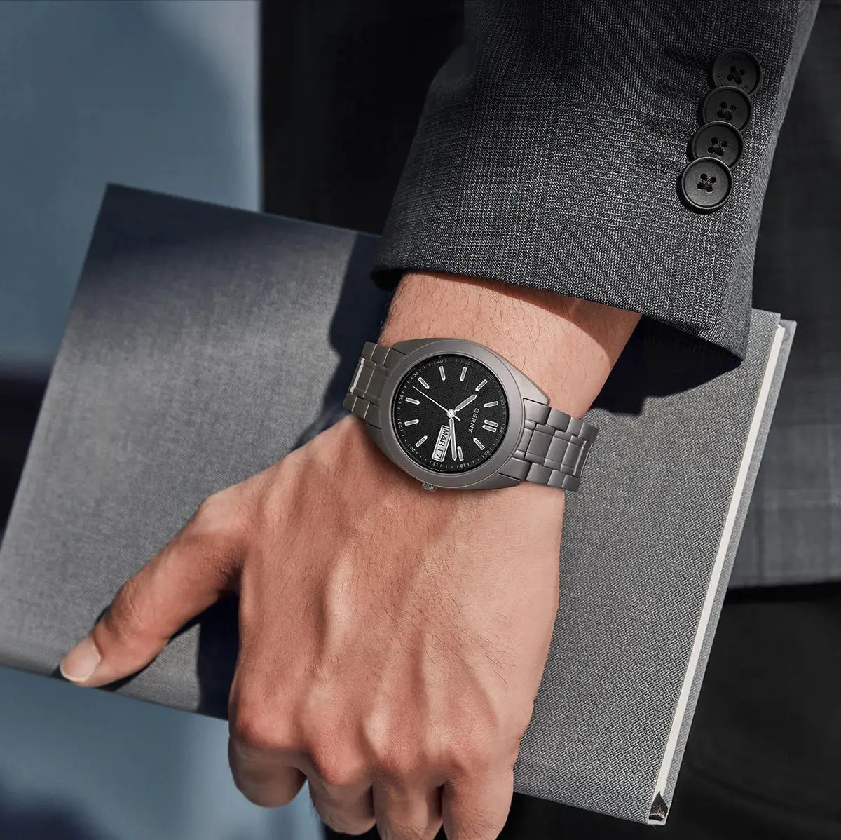 BERNY titanium men's watch with black dial, 38mm case and gray bracelet, date window