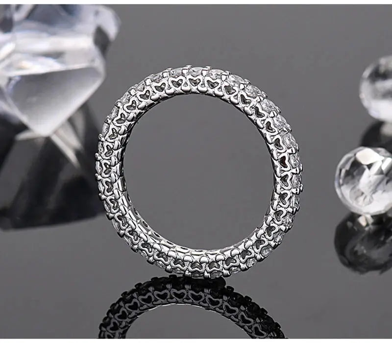 So-Bling S925 sterling silver ring for women with a heart-pattern pave band and cubic zirconia