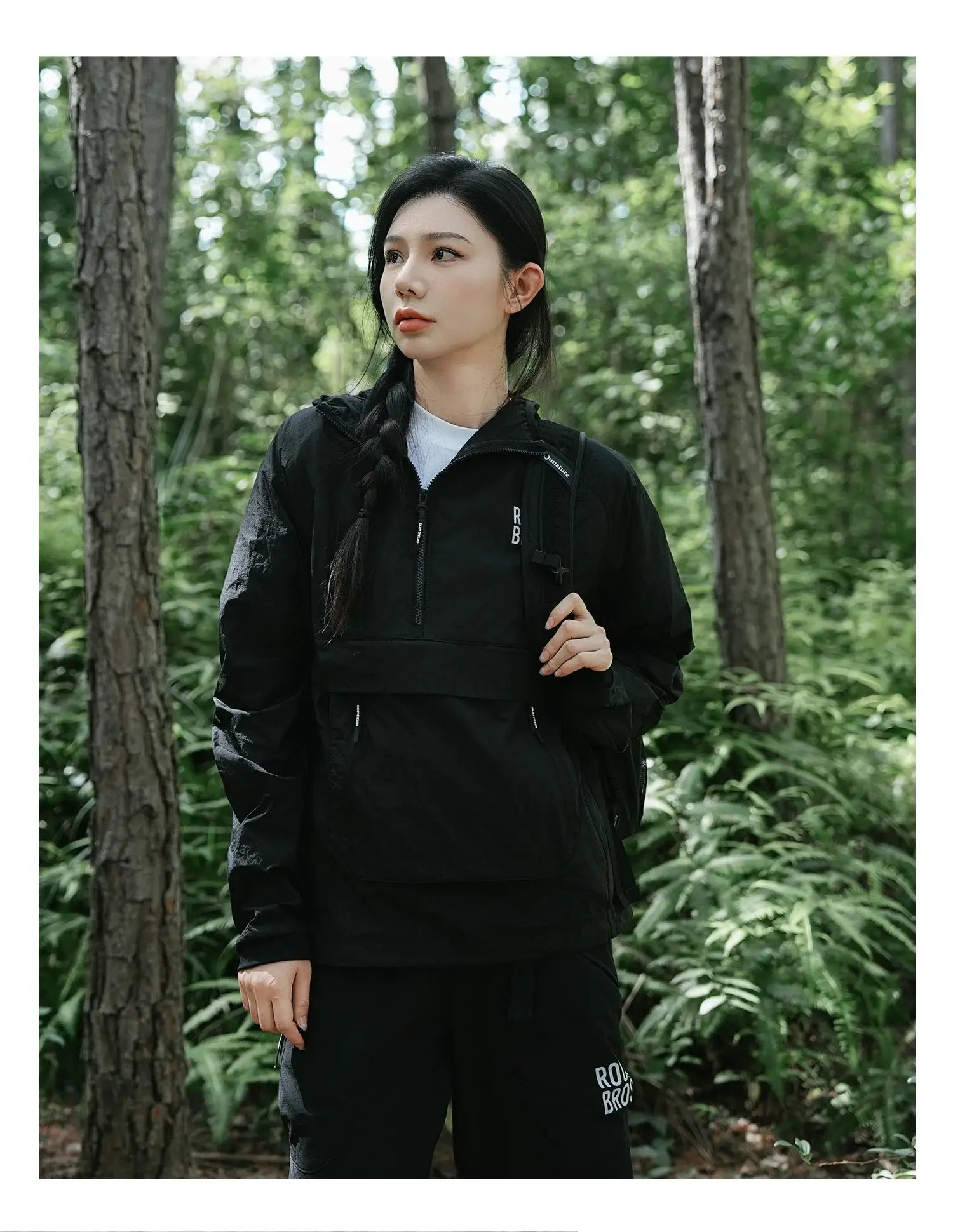 ROCKBROS cycling waterproof windbreaker jacket, black with detachable pocket, breathable outdoor clothing