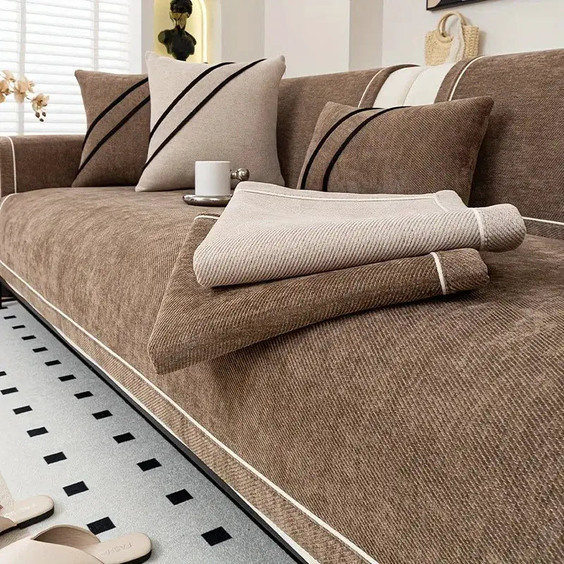 Sofa protector Heavy Non-Slip Classic brown chenille with decorative stitching by Simples Market.