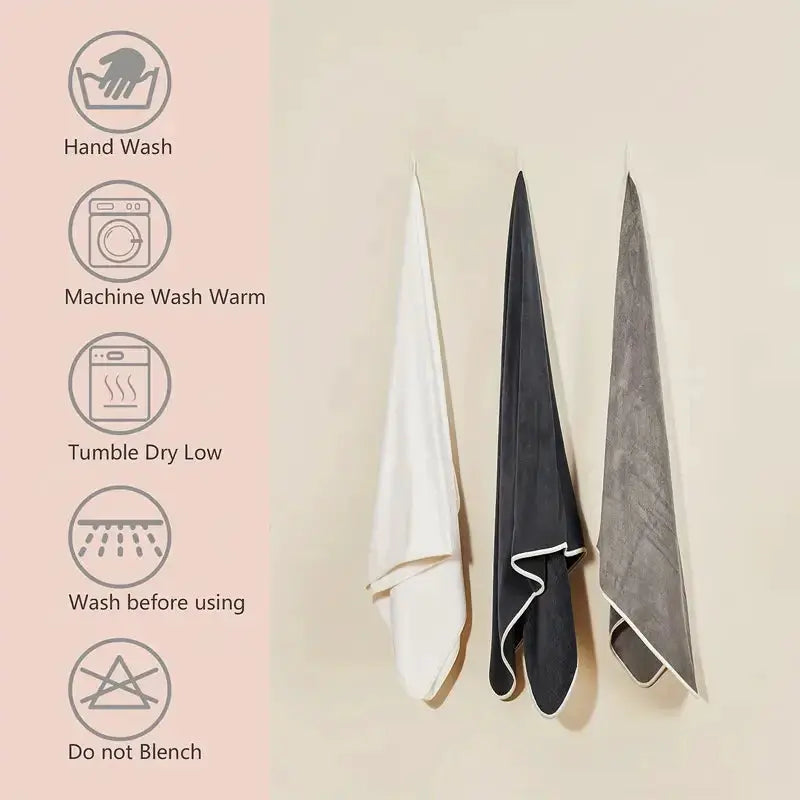 3-piece large bath towel set in white, black and gray coral velvet, 70x140 cm Simples Market