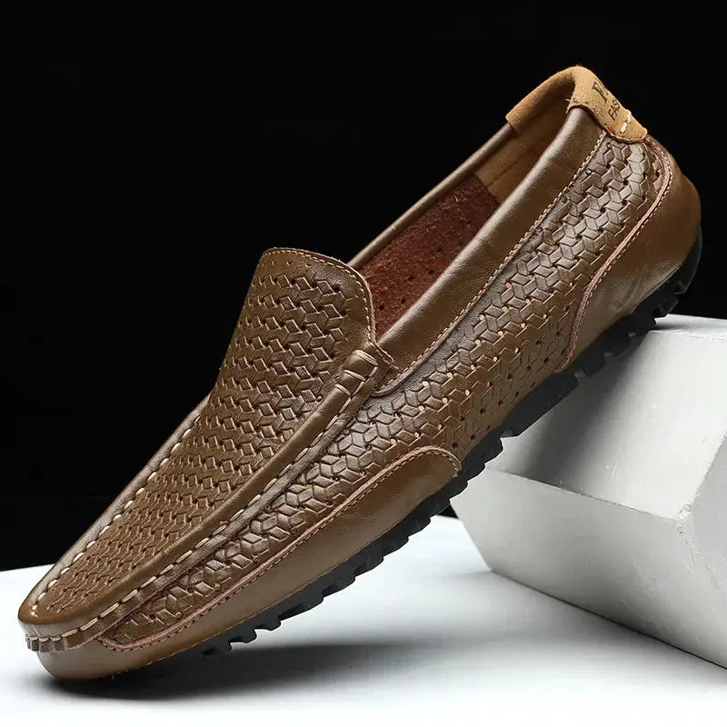 Simples Market men's brown genuine leather loafers with woven moccasin texture, slip-on driving shoes