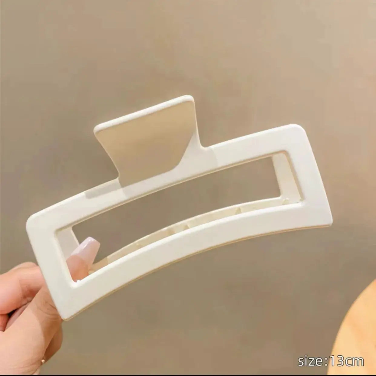 Korean Large Solid Hair Claw Clip Elegant Barrette With Geometric Romantic Design For Women Secure All Hair Types