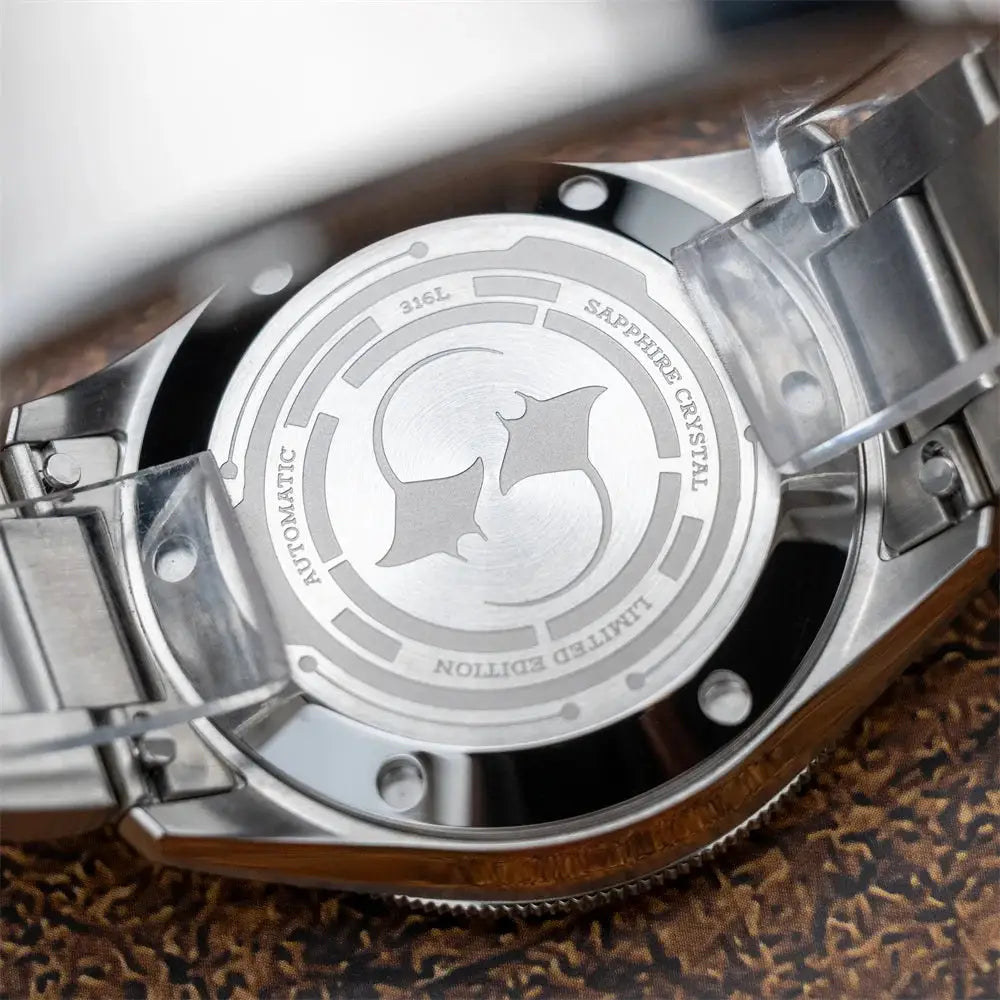 Proxima PX1721 39mm men's automatic watch, stainless steel case and bracelet with sapphire crystal.