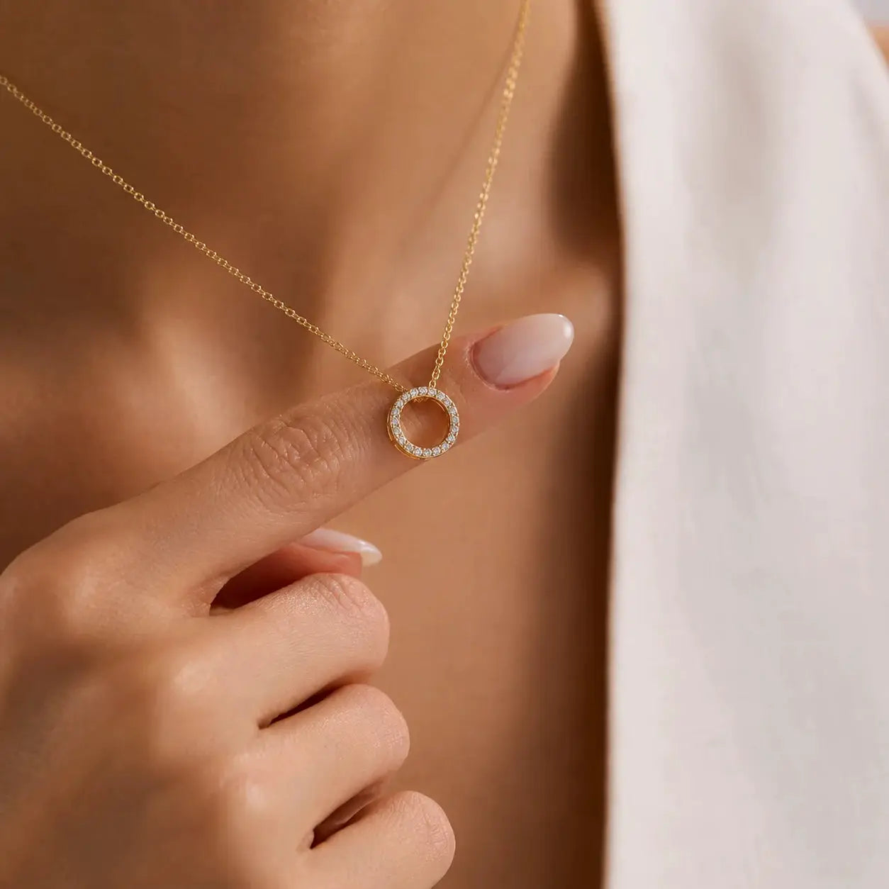 Gold Pendant Necklaces For Women Exquisite Fashion Jewelry Gift Collection Timeless Elegant Styles