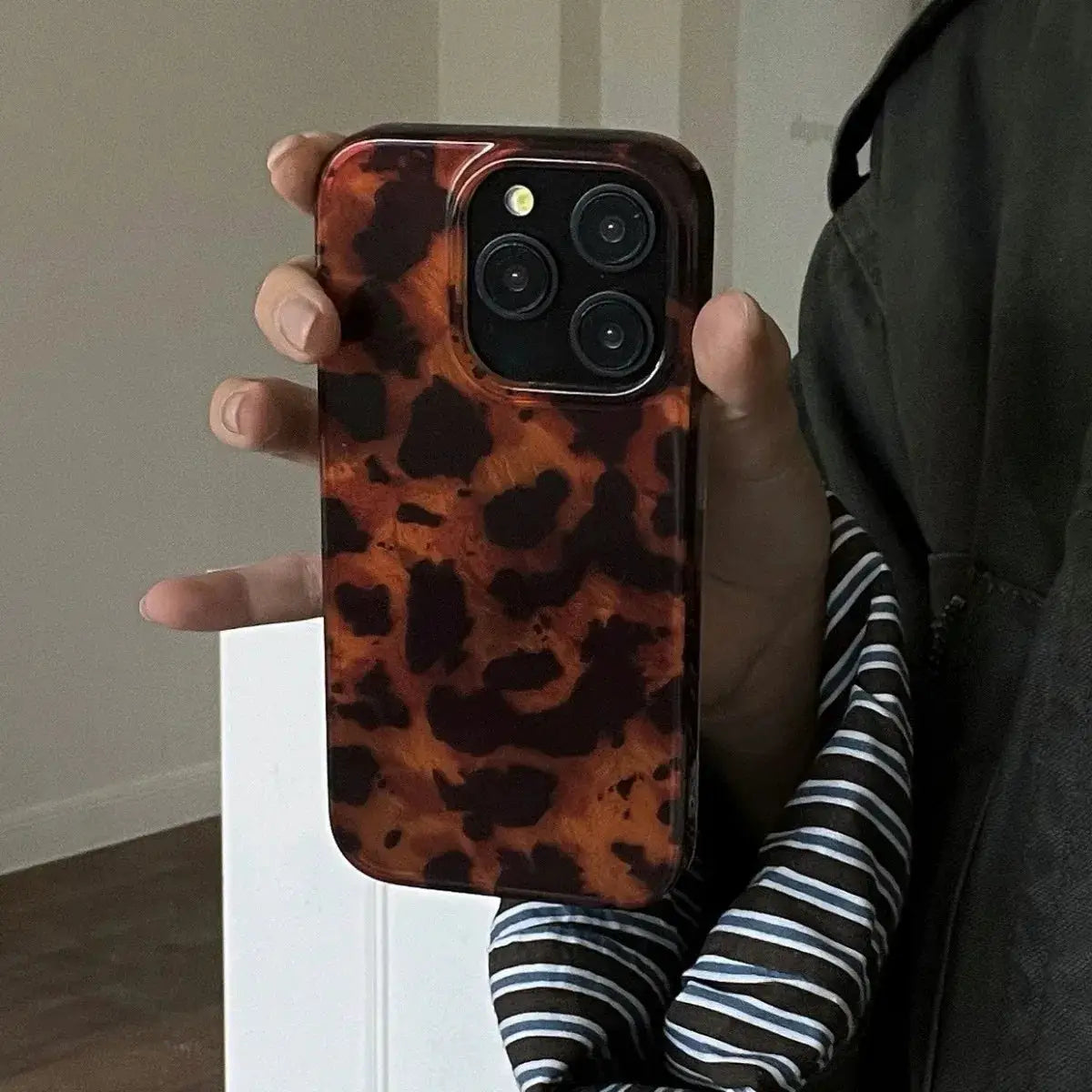 Retro Amber Texture Laser Phone Case Leopard Print For IPhone Through 17 Pro Max XS XR 16E Soft Cover