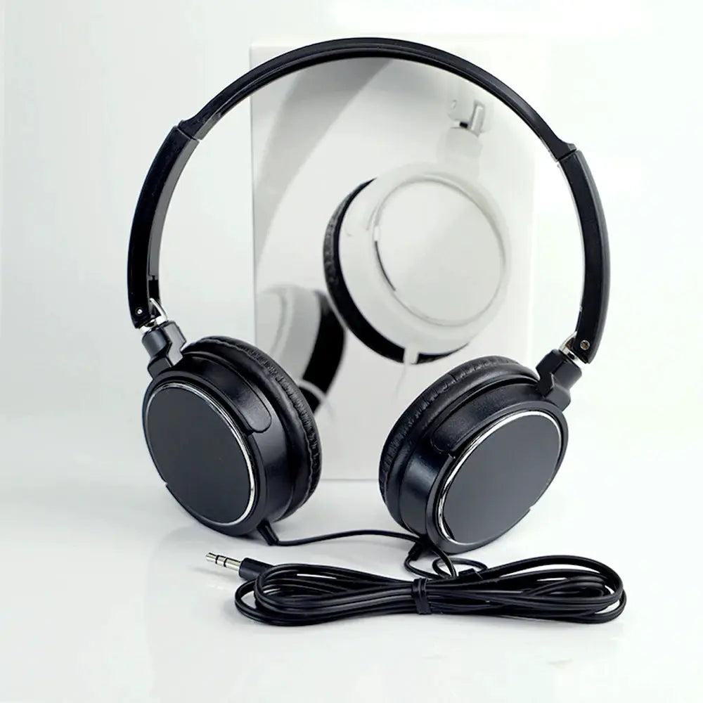 Over-ear wired headphones in black with 3.5mm plug and coiled cable