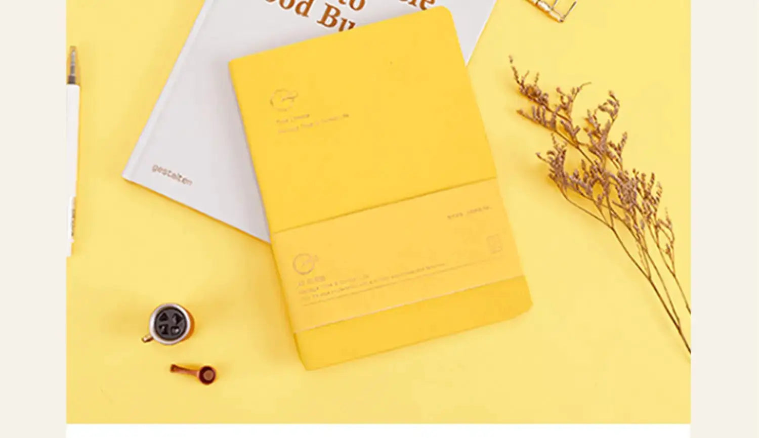 Kinbor weekly planner notebook, yellow cover with elastic strap, undated agenda, Simples Market