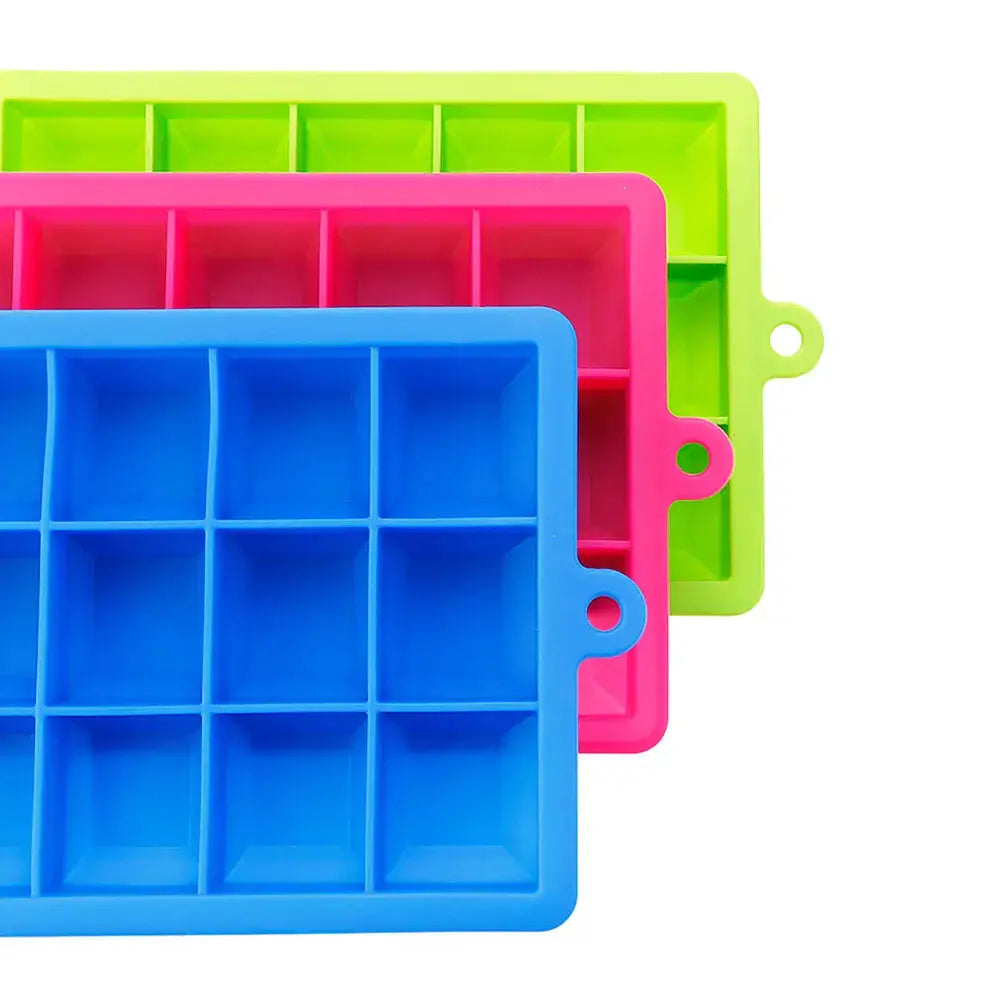Silicone ice cube mold set with lids, 15/24-grid square trays in blue, pink, and green; three trays by Simples Market