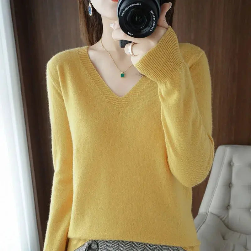 LunaThreads Womens Solid Wool Blend Pullover Slim Fit V Neck Knitwear For Spring And Autumn