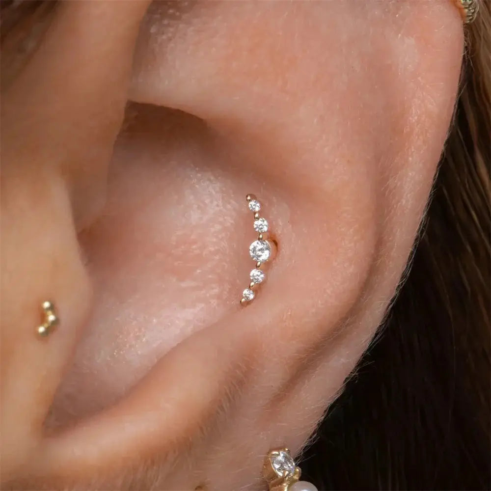 AIDE Heart Round Zircon Flat Helix Earring in gold-tone 925 Sterling Silver, Simples Market
