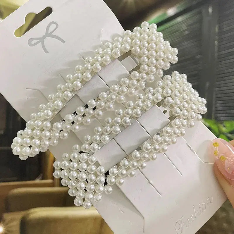 Korean Inspired Luxe Pearl Hair Clips With Geometric Alloy And Plastic Pins For Women Secure Fashion Accessory