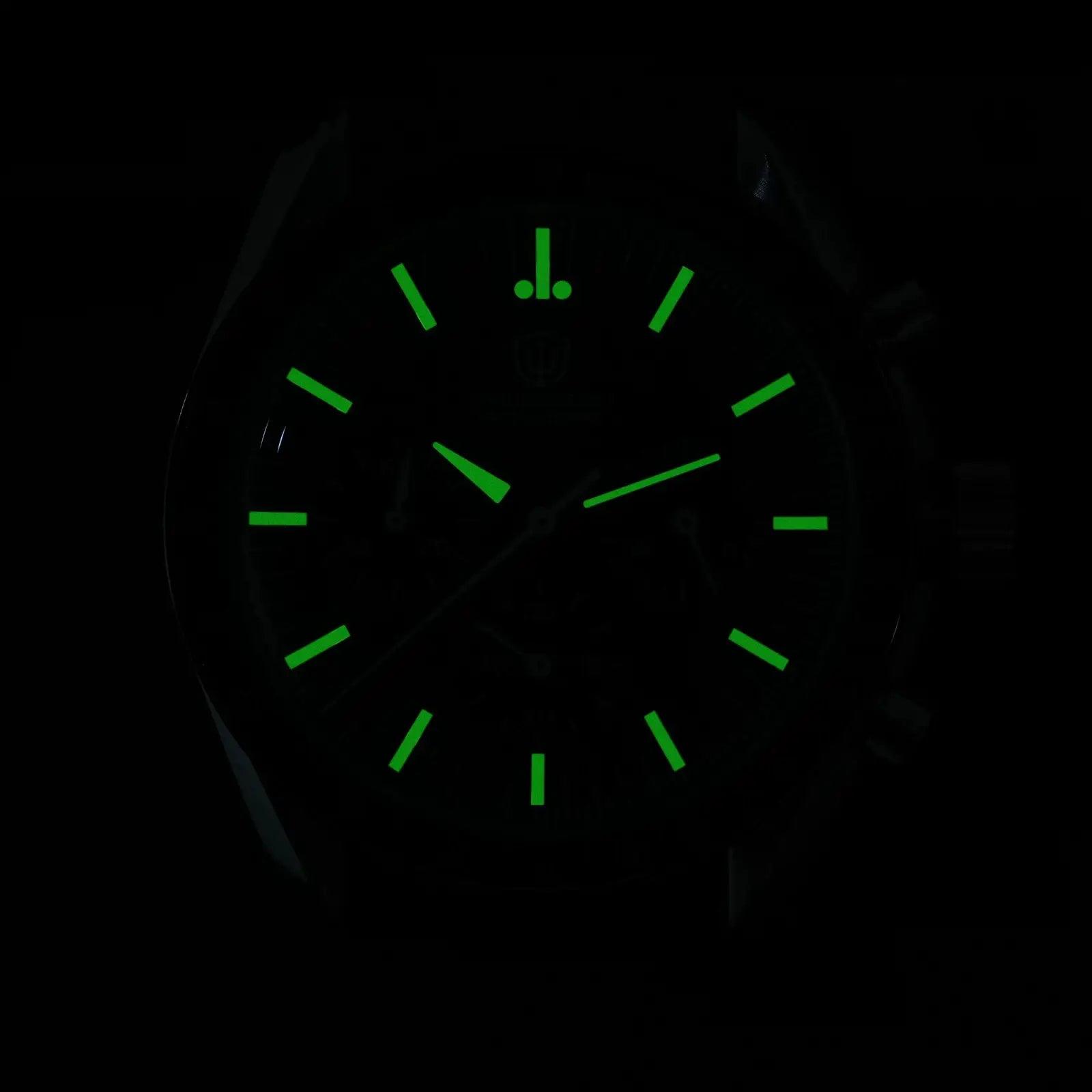 Watchdives WD1863 39mm wristwatch with luminous green markers and hands in a dark dial
